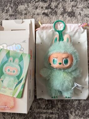 POP MART Labubu Big Into Energy “SERENITY” Keychain –100% Authentic -OPEN BOX-2